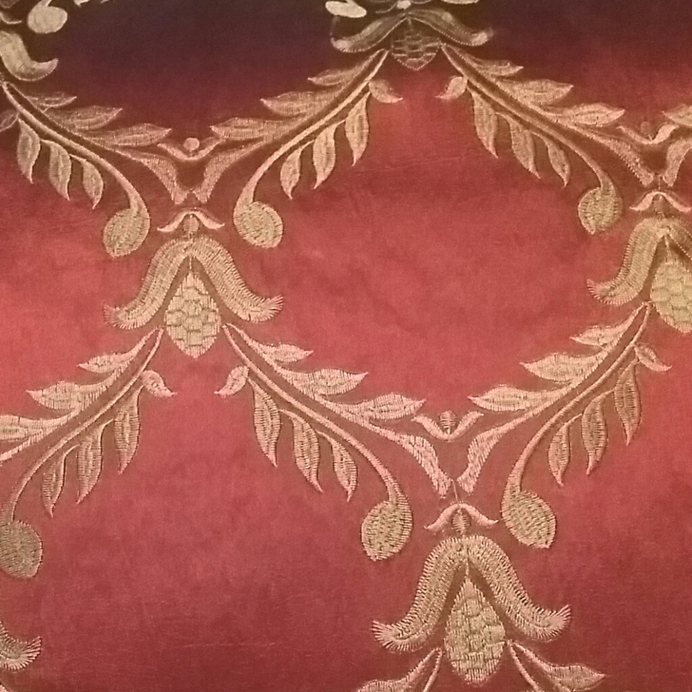 Pillow - Picture 4 of 5